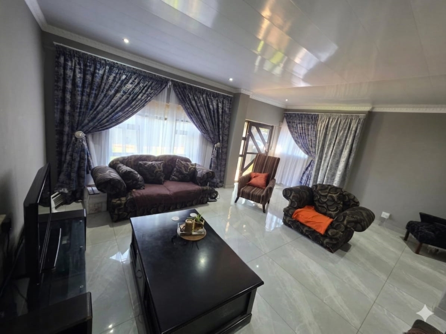 3 Bedroom Property for Sale in Beaconsfield Northern Cape